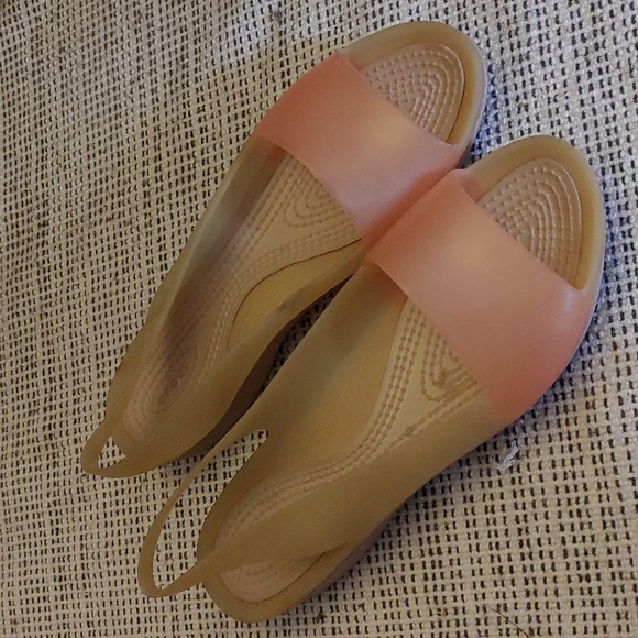 ⛱️Crocs Candy Color Jelly Sandals - Women's Size 8 - Picture 1 of 6